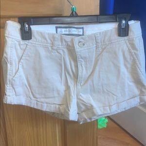 Women’s Tan Abercrombie & Fitch shorts